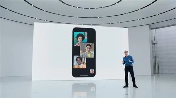    iOS 15ʽl(f)״c׿֙C(j)ͨ
